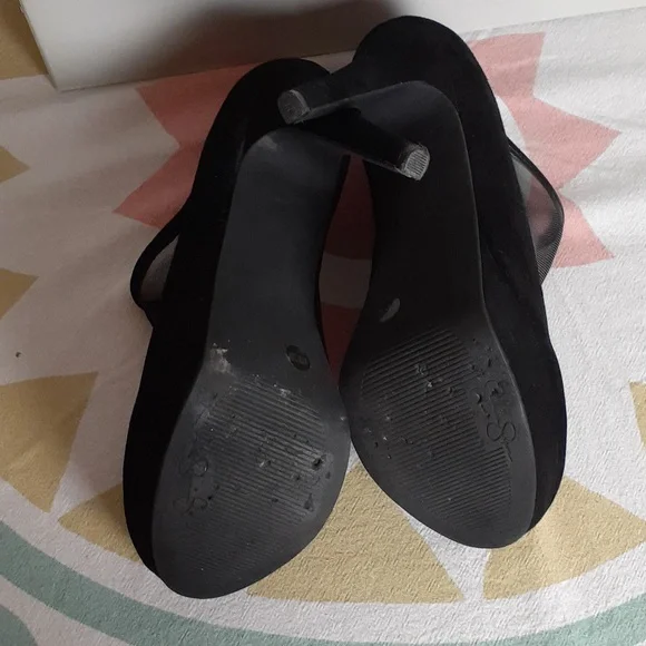 Jessica Simpson Collection - Picture 4 of 4